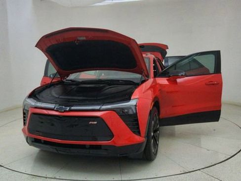 Used 2024 Chevrolet Blazer EV RS AWD/4WD image 75