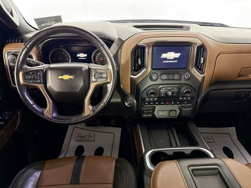 Used 2021 Chevrolet Silverado 1500 High Country w/ Technology Package image 23