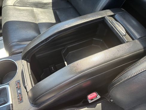 Used 2017 Toyota Highlander Limited Platinum AWD/4WD image 27