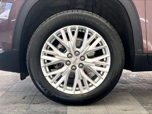 Used 2024 GMC Acadia Elevation w/ Luxury Package AWD/4WD image 8