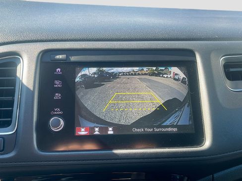 Used 2022 Honda HR-V EX image 13