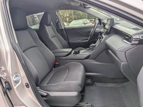 Used 2021 Toyota Venza LE AWD/4WD image 33