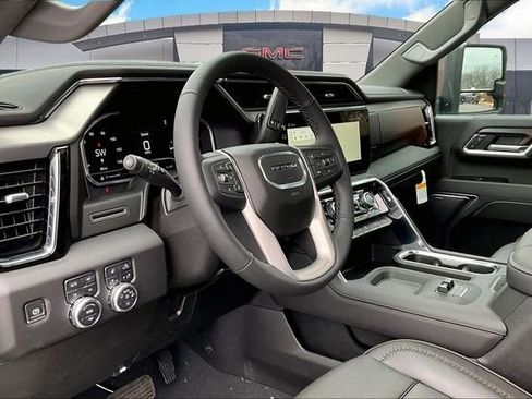 New 2025 GMC Sierra 2500 Denali image 7