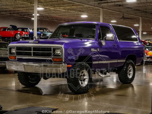 Used 1989 Dodge Ramcharger 4WD image 3