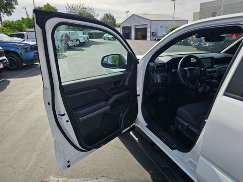 Used 2024 Toyota Tacoma SR5 RWD image 19