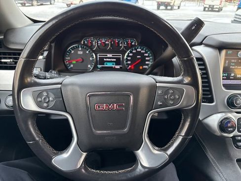 Used 2017 GMC Yukon XL SLE image 26
