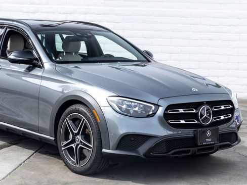 Used 2023 Mercedes-Benz E 450 4MATIC All-Terrain Wagon image 3