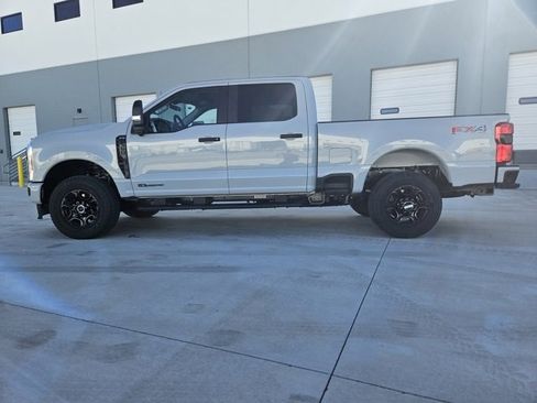 New 2026 Ford F350 4x4 Crew Cab Super Duty image 2