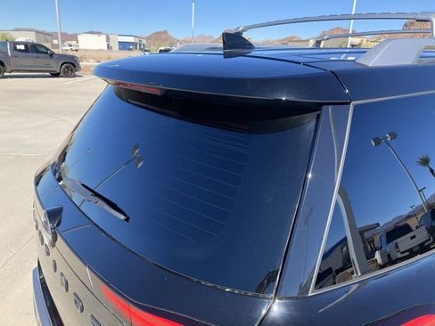 Used 2022 Nissan Pathfinder SL image 6