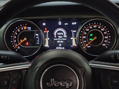 Used 2023 Jeep Gladiator Overland image 24