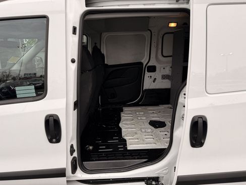 Used 2022 RAM ProMaster City Tradesman image 24