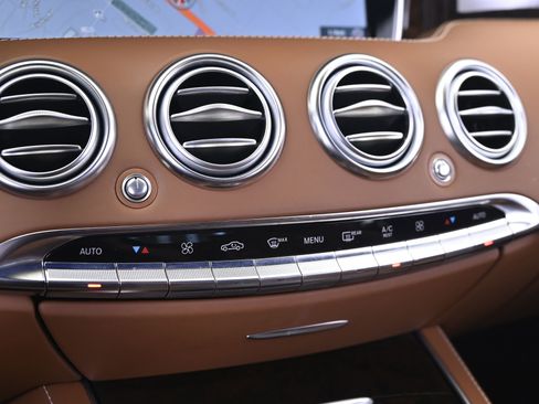 Used 2017 Mercedes-Benz S 550 4MATIC Coupe image 28