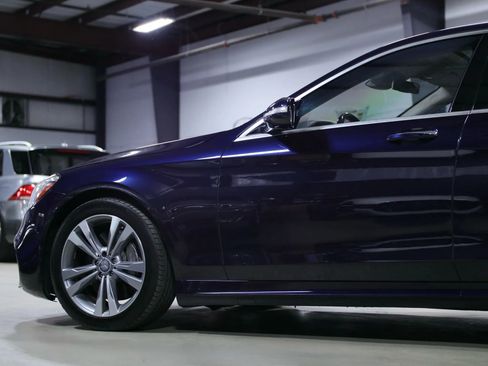 Used 2019 Mercedes-Benz S 560 Sedan w/ AMG Line Exterior image 20