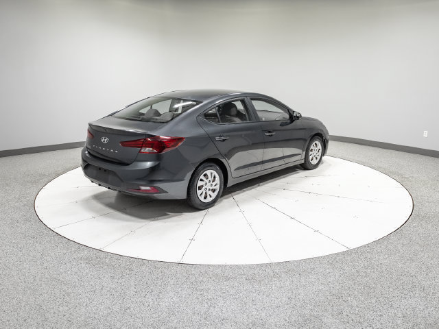 Used 2020 Hyundai Elantra SE FWD image 25