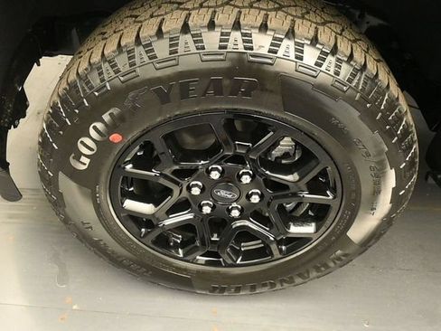 Used 2025 Ford F150 STX AWD/4WD image 14