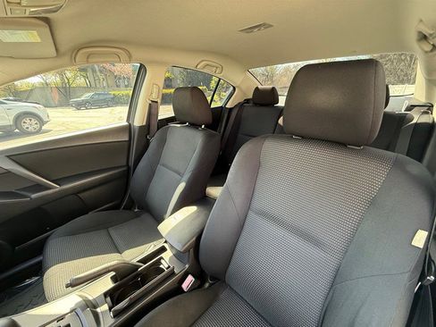 Used 2012 MAZDA MAZDA3 i Sport FWD image 19
