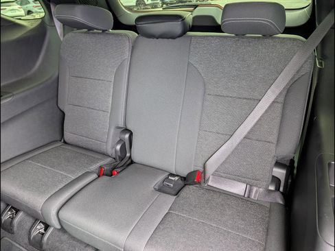 Used 2025 Chevrolet Traverse LT w/ Midnight/Sport Edition FWD image 13