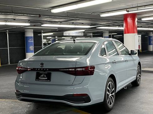New 2025 Volkswagen Jetta SE image 6