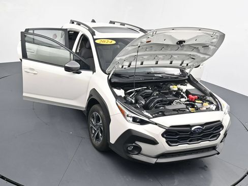 Used 2024 Subaru Crosstrek 2.0i Premium AWD/4WD image 39