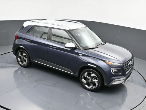 Used 2023 Hyundai Venue Limited w/ Cargo Package image 30