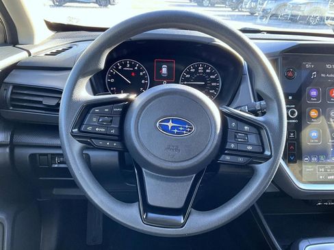 Used 2024 Subaru Crosstrek 2.0i Premium image 11