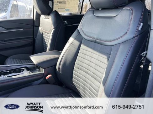 New 2026 Ford Explorer ST-Line AWD/4WD image 25