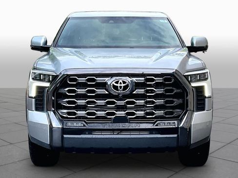 Used 2023 Toyota Tundra Platinum w/ Advanced Package AWD/4WD image 4