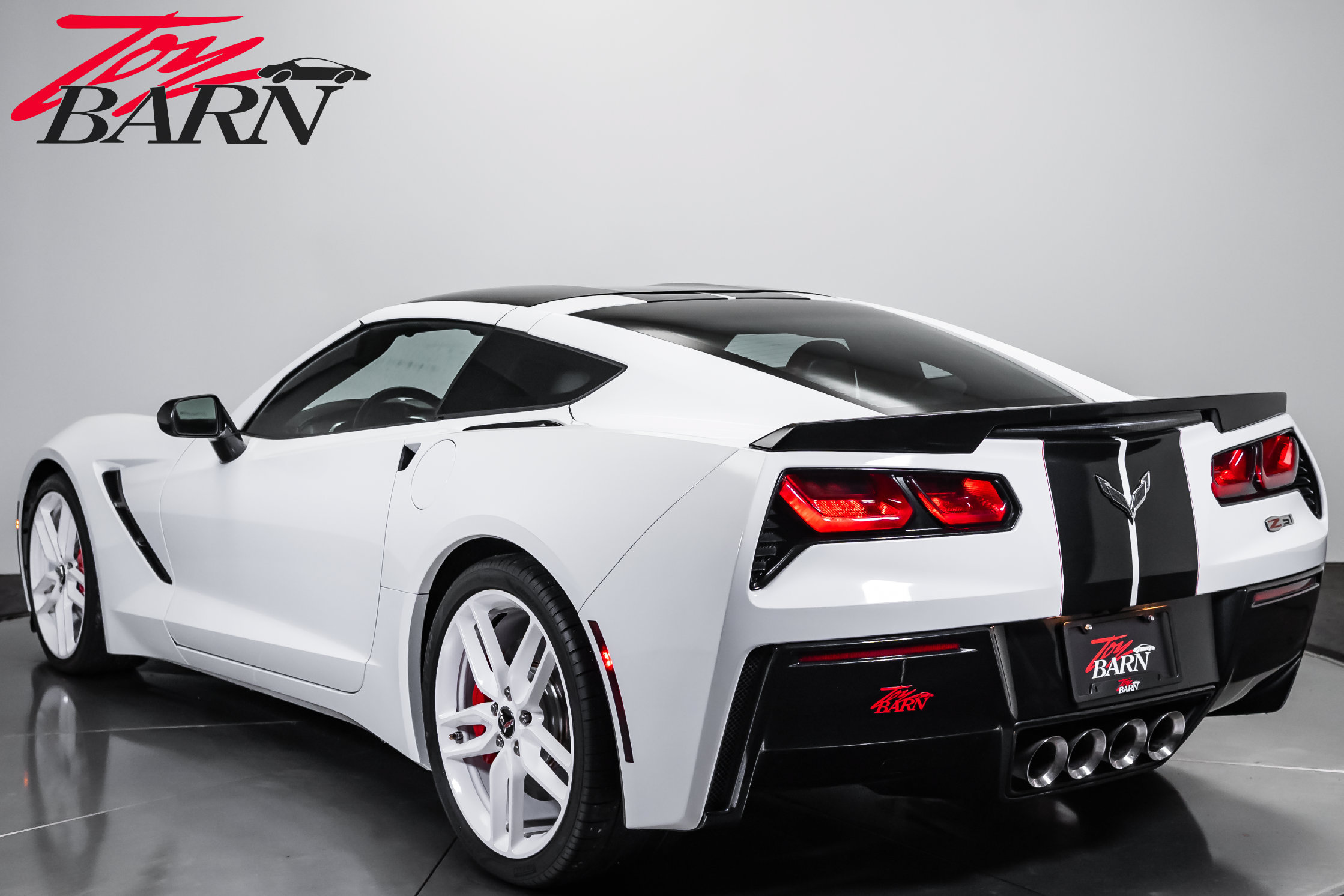 Used 2014 Chevrolet Corvette Stingray Coupe w/ 2LT Preferred Equipment Group RWD image 11