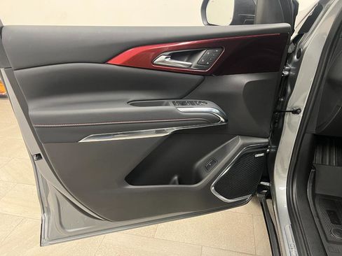New 2026 Chevrolet Traverse RS w/ LPO, Floor Liner Package AWD/4WD image 36