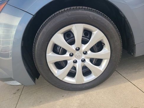Used 2024 Toyota Corolla LE image 12