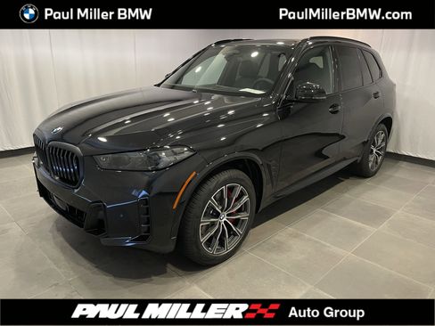 New 2026 BMW X5 xDrive40i w/ M Sport Package image 1
