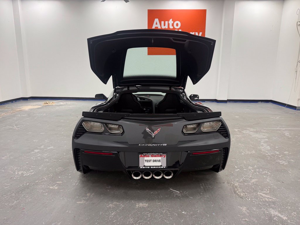 Used 2017 Chevrolet Corvette Z06 w/ Chrome Badge Package RWD image 26