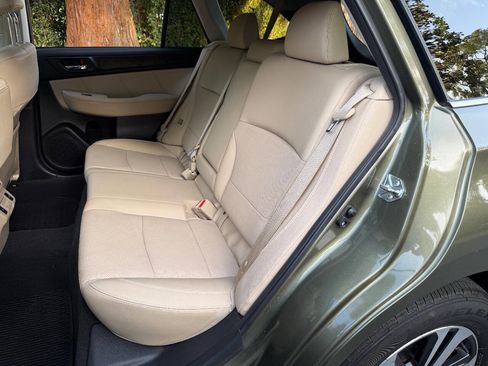 Used 2018 Subaru Outback 3.6R Limited AWD/4WD image 20