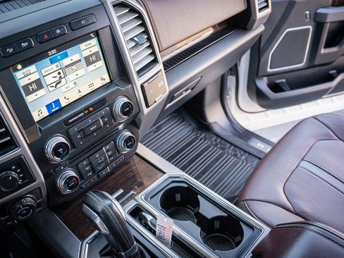 Used 2017 Ford F150 Platinum w/ Technology Package image 26