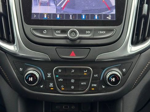 Used 2019 Chevrolet Equinox Premier image 12