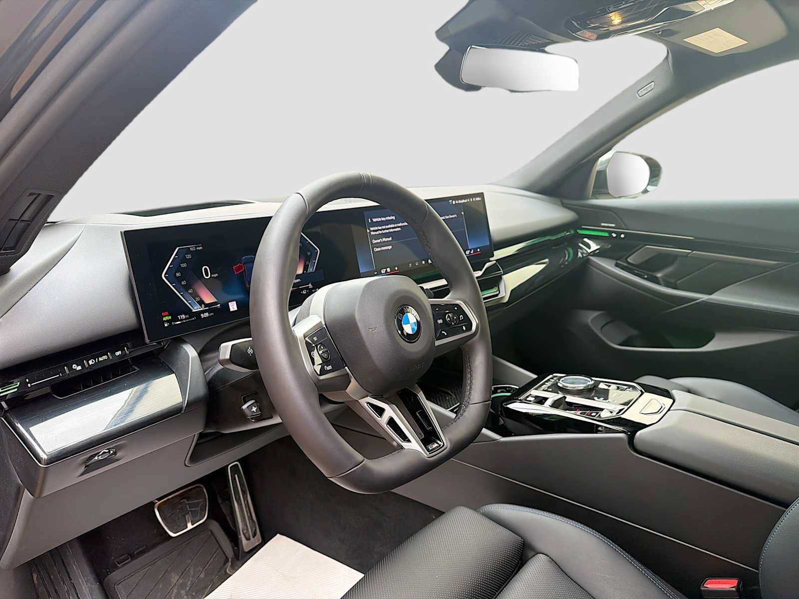 Used 2026 BMW 530i xDrive w/ M Sport Package AWD/4WD image 12