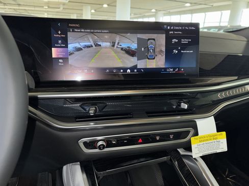 New 2026 BMW X6 xDrive40i w/ Climate Comfort Package image 19
