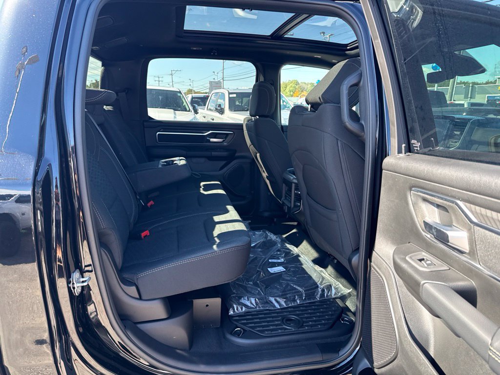 New 2026 RAM 1500 Big Horn AWD/4WD image 23