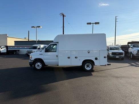 New 2026 Ford E-350 and Econoline 350 Super Duty w/ Power Equipment Group image 5