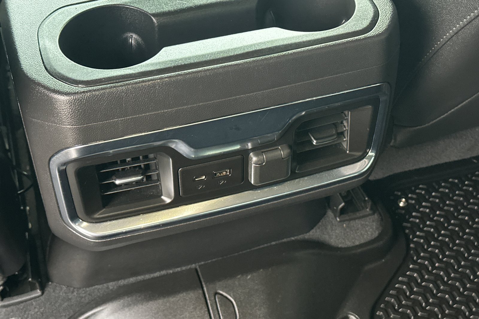 Used 2021 GMC Sierra 1500 AT4 AWD/4WD image 14
