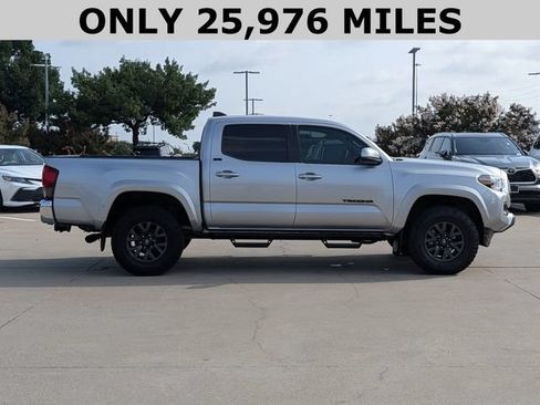 Used 2023 Toyota Tacoma SR5 RWD image 4