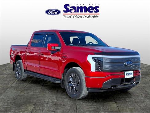 Used 2023 Ford F150 Lightning Lariat w/ Equipment Group 511A High image 1