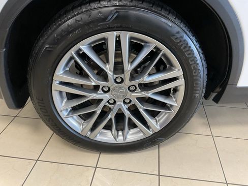 Used 2023 Acura MDX SH-AWD w/ Advance Package image 8