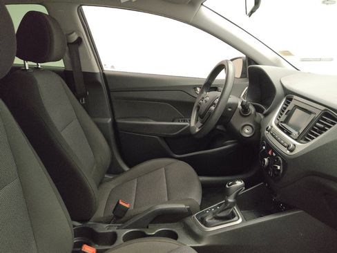 Used 2022 Hyundai Accent SE FWD image 21