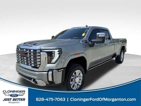 Used 2024 GMC Sierra 3500 Denali w/ Technology Package AWD/4WD image 1