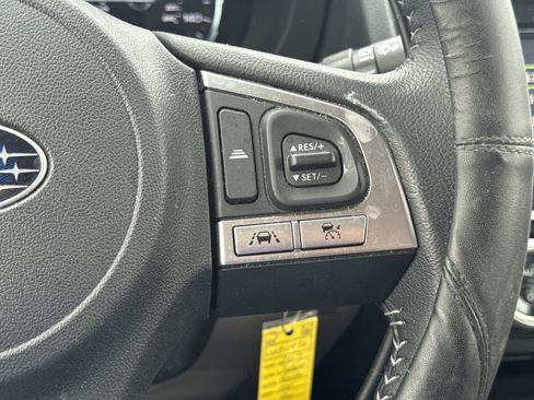 Used 2017 Subaru Forester 2.5i Limited AWD/4WD image 15