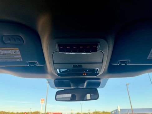 New 2026 Ford F250 Lariat w/ Black Appearance Package image 16