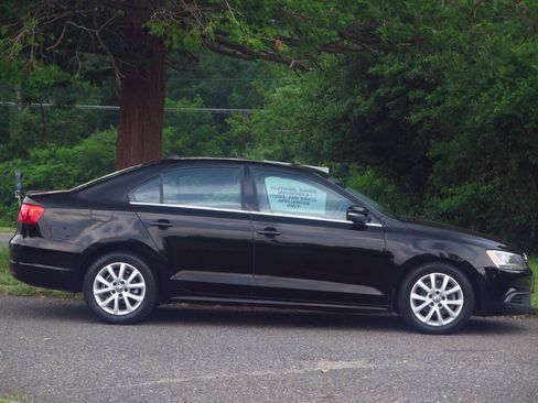 Used 2014 Volkswagen Jetta SE FWD image 5