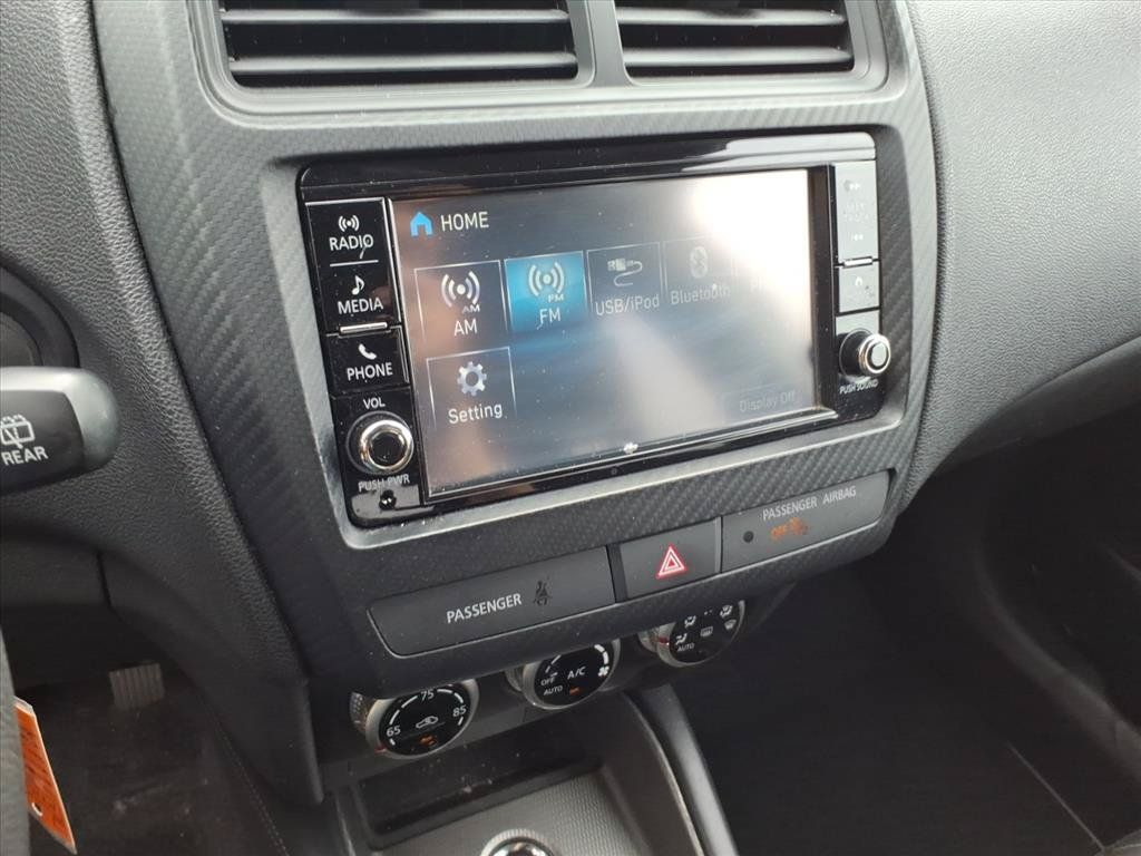 Used 2024 Mitsubishi Outlander Sport SE AWD/4WD image 28