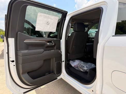 New 2026 Chevrolet Silverado 1500 LT w/ Z71 Off-Road Package AWD/4WD image 23